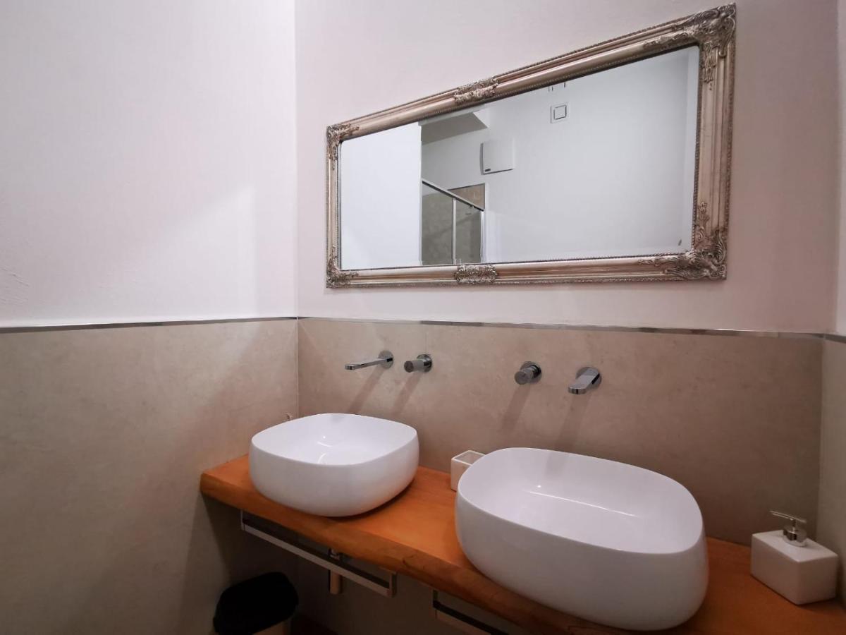 Deluxe 3 Bedroom Flat In Rialto Венеция Екстериор снимка
