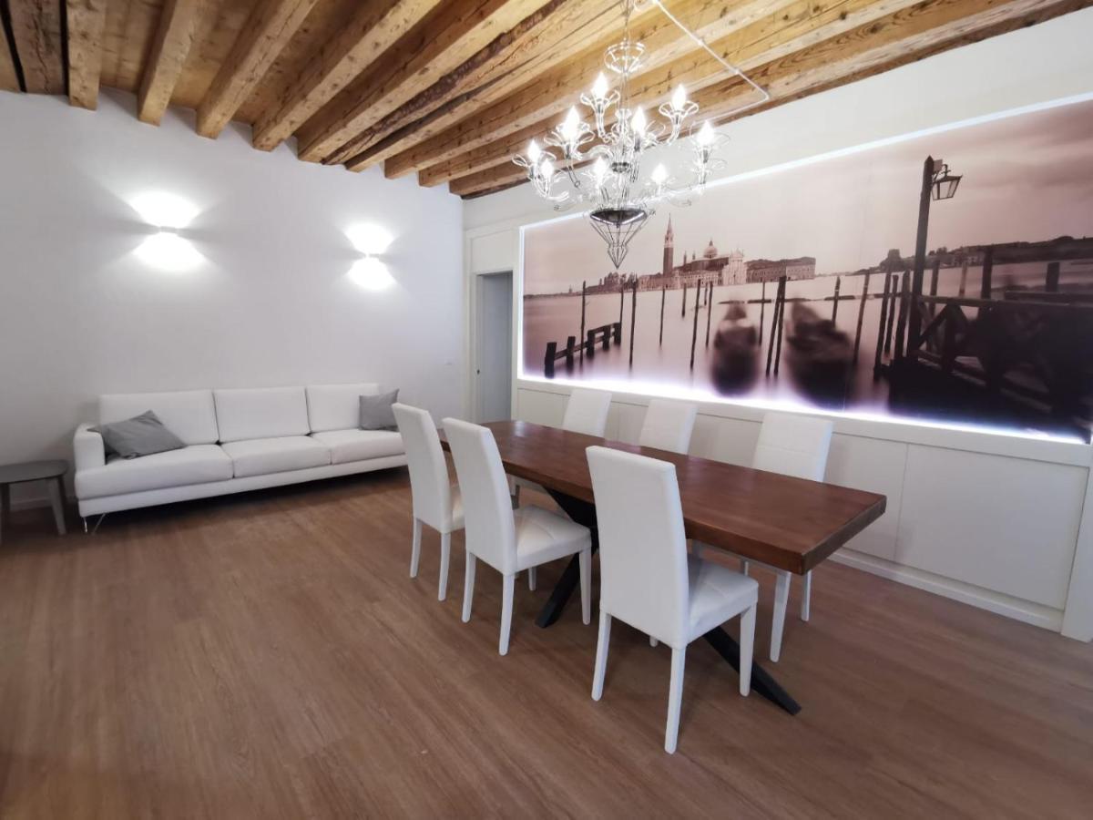 Deluxe 3 Bedroom Flat In Rialto Венеция Екстериор снимка